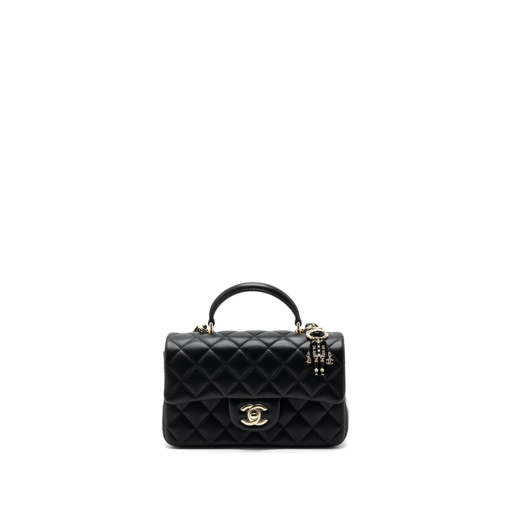 chanel-22p-lion-charm-top-handle-mini-rectangular-flap-bag-lambskin-black-lghw-microchip