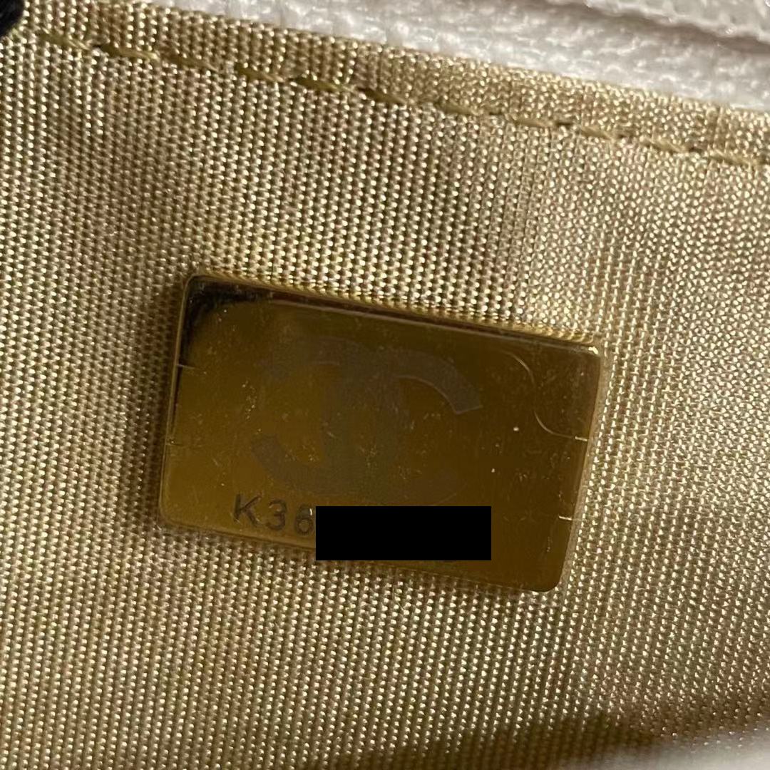 chanel-pearl-crush-wallet-on-chain-white-ghw-1