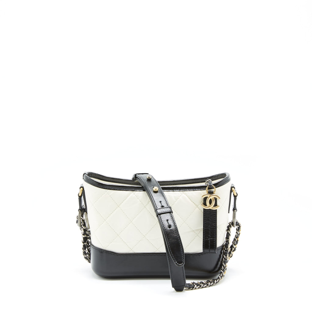 chanel-small-gabrielle-hobo-bag-calfskin-white-black-with-multicolour-hardware
