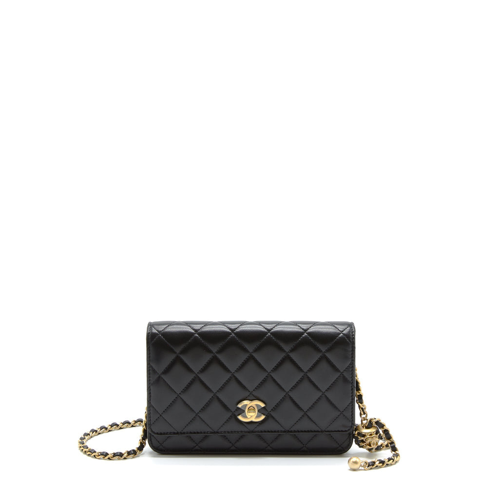 chanel-pearl-crush-wallet-on-chain-lambskin-black-ghw-microchip-1