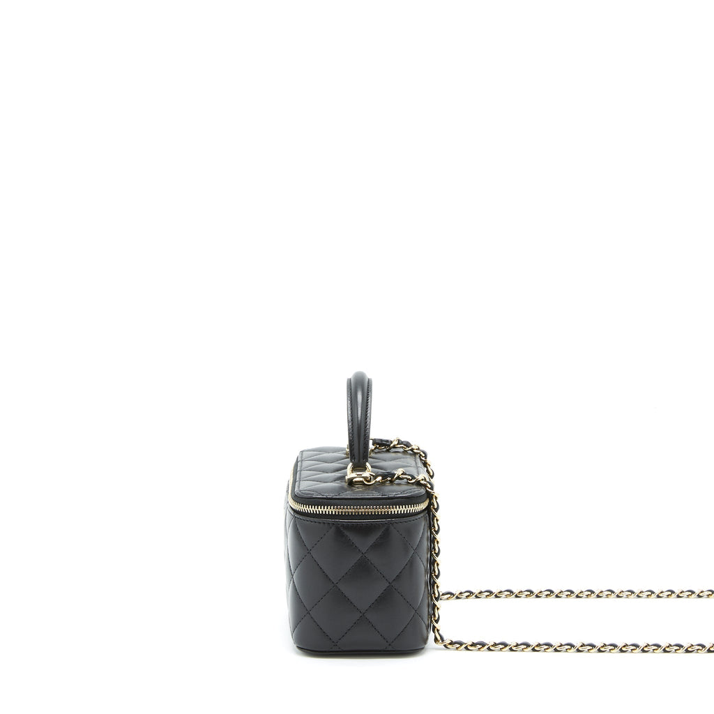 chanel-22a-top-handle-long-vanity-with-chain-lambskin-black-lghw