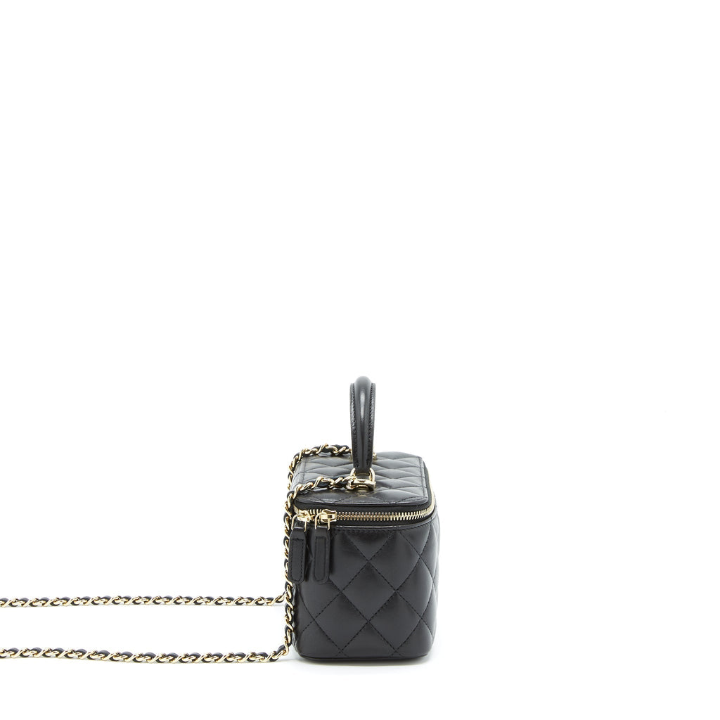 chanel-22a-top-handle-long-vanity-with-chain-lambskin-black-lghw