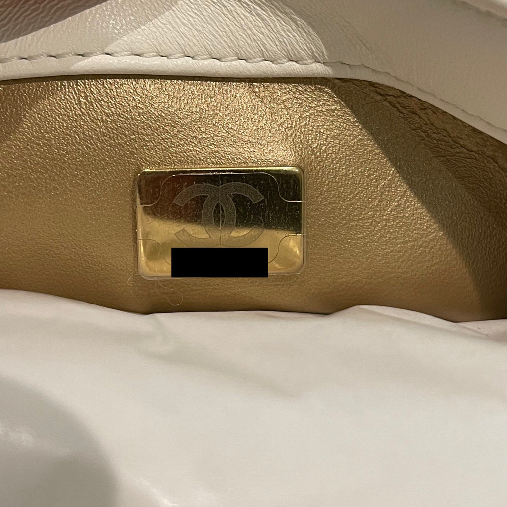chanel-21b-pearl-crush-square-mini-flap-bag-white-ghw-2