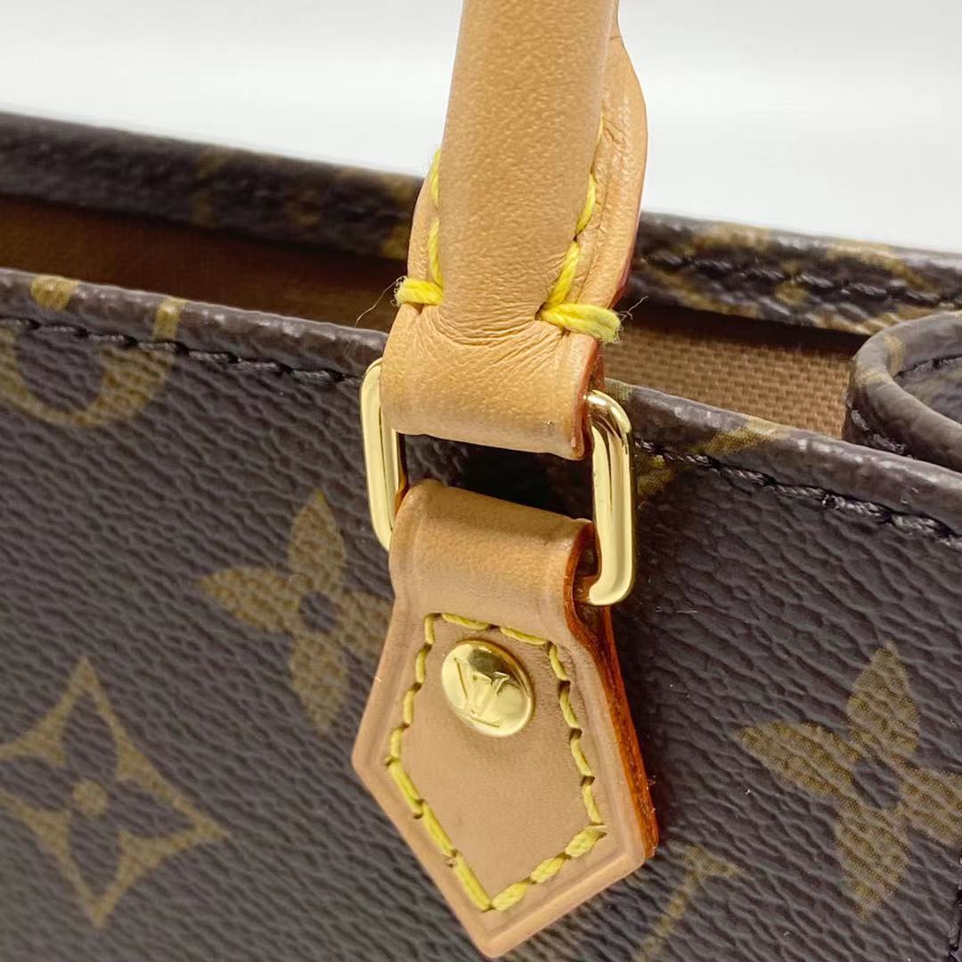 louis-vuitton-petit-sac-plat-monogram-canvas-1