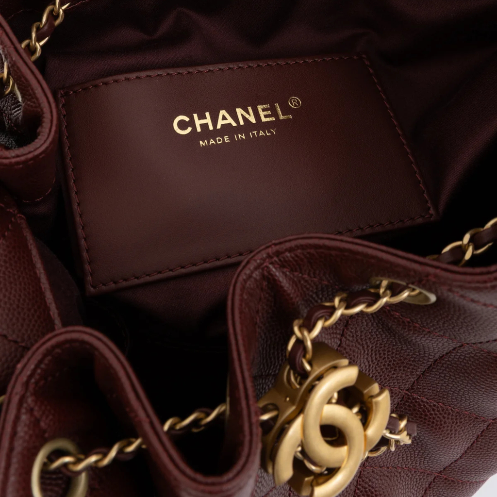 chanel-25-burgundy-handbag-ghw