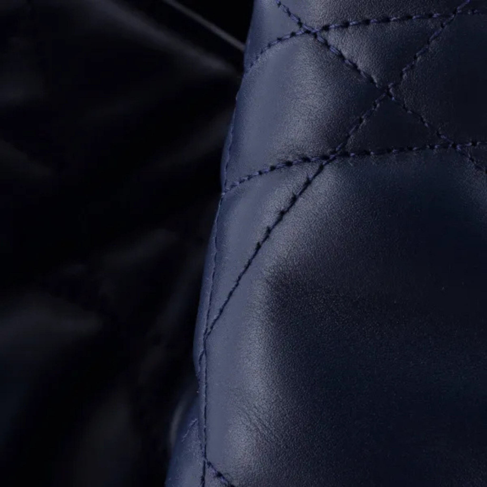 dior-medium-dior-toujours-tote-bag-calfskin-navy-blue-lghw