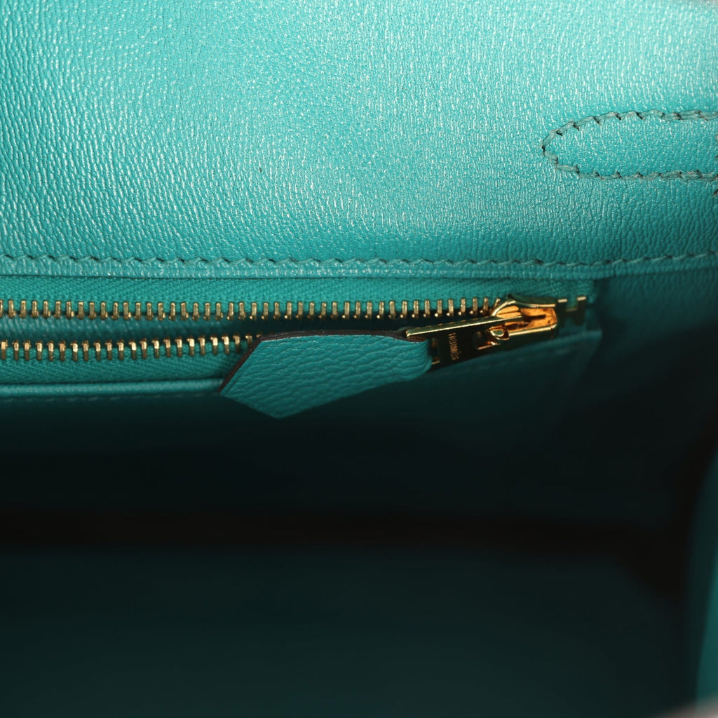 Birkin 25 Bleu Paon Matte Alligator Gold Hardware Bag
