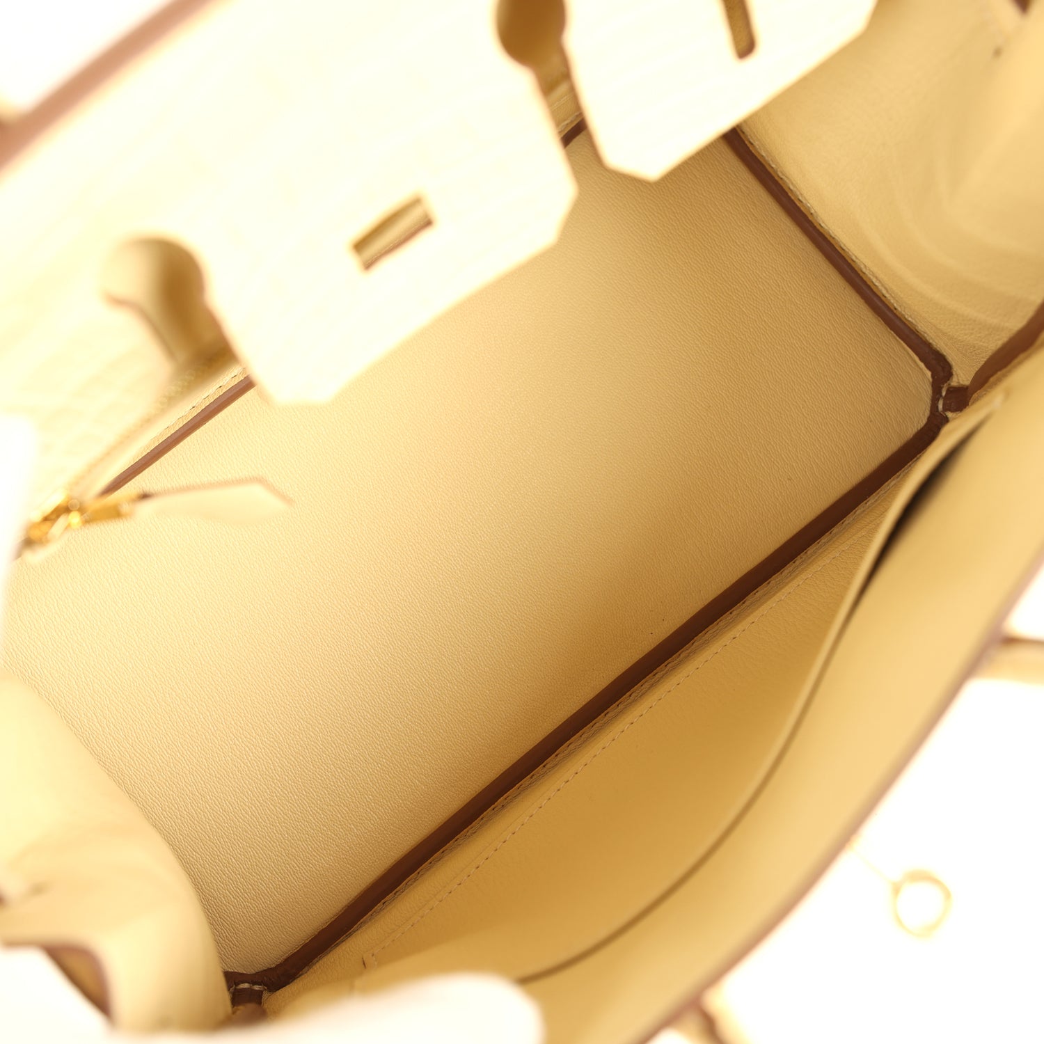 Birkin 25 Vanille Matte Alligator Gold Hardware Bag