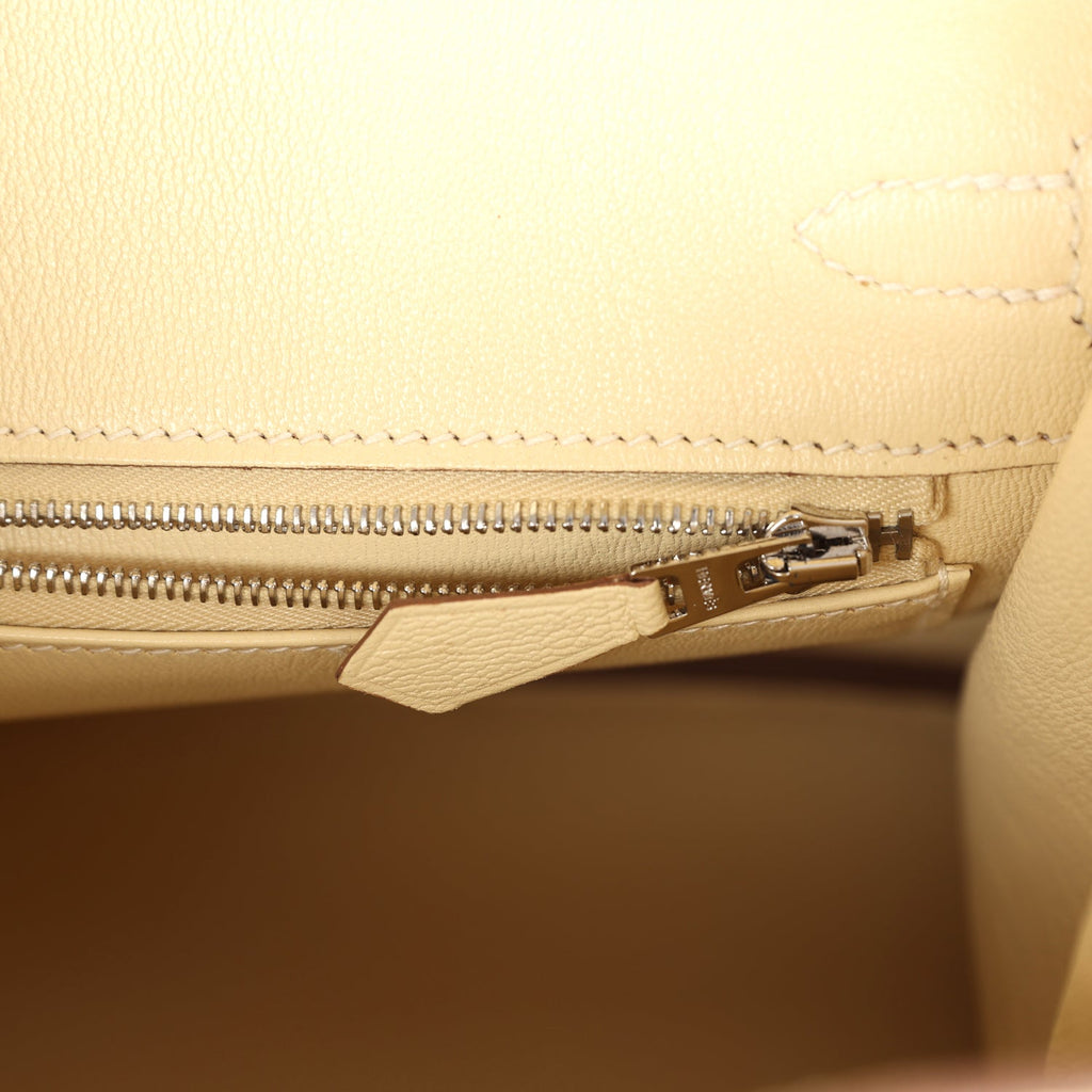 Birkin 25 Vanille Matte Alligator Palladium Hardware Bag