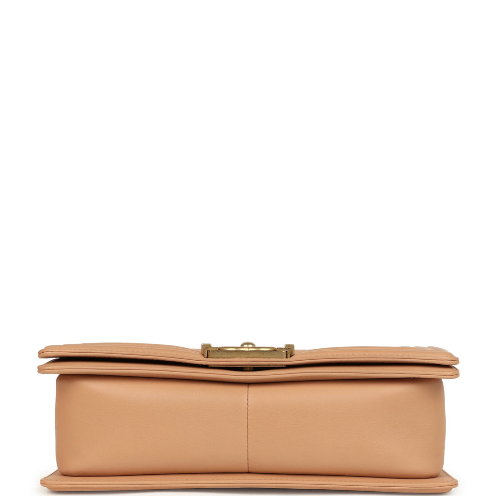 pre-owned-chanel-medium-boy-bag-dark-beige-lambskin-antique-gold-metal