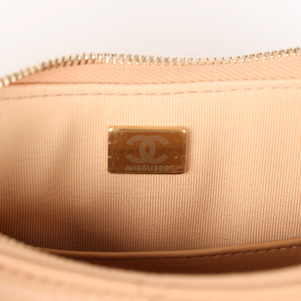 chanel-19-hobo-bag-beige-aged-calfskin-brushed-gold-metal