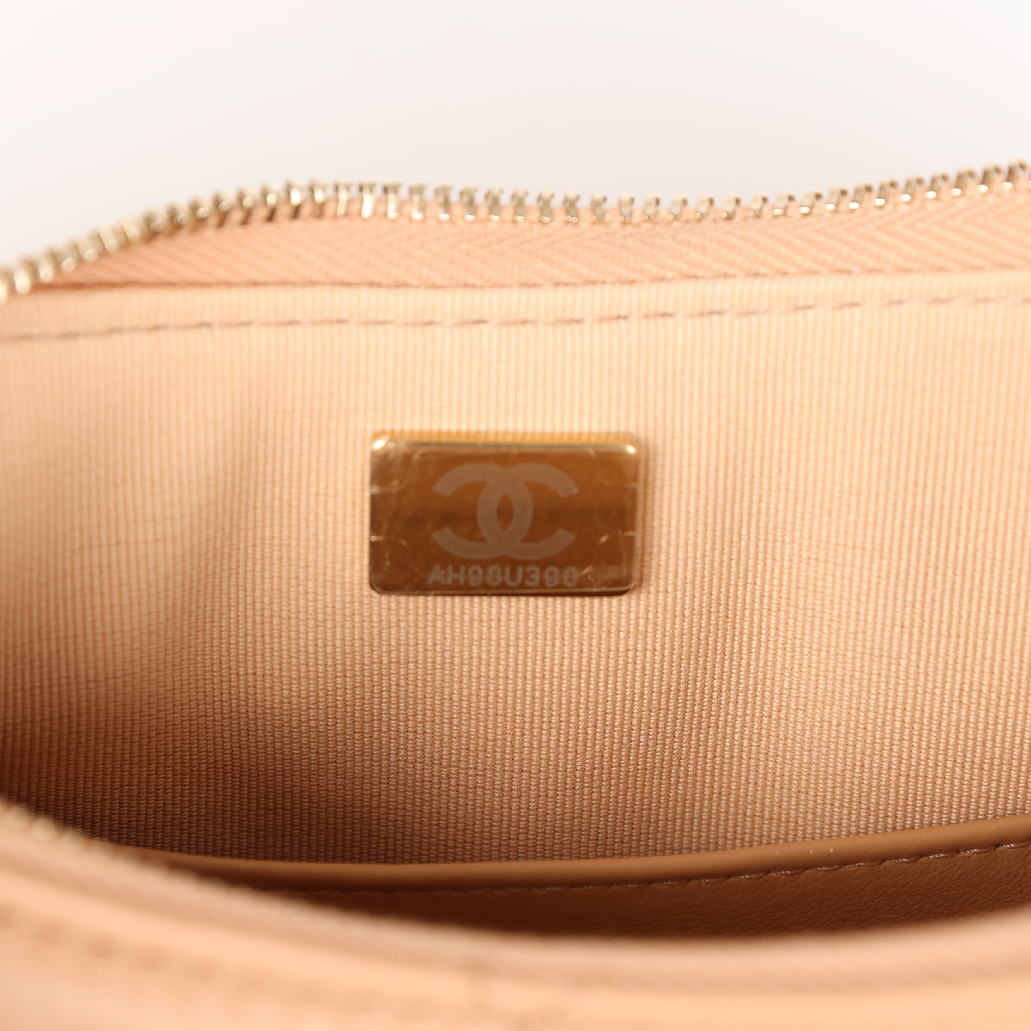 chanel-19-hobo-bag-beige-aged-calfskin-brushed-gold-metal