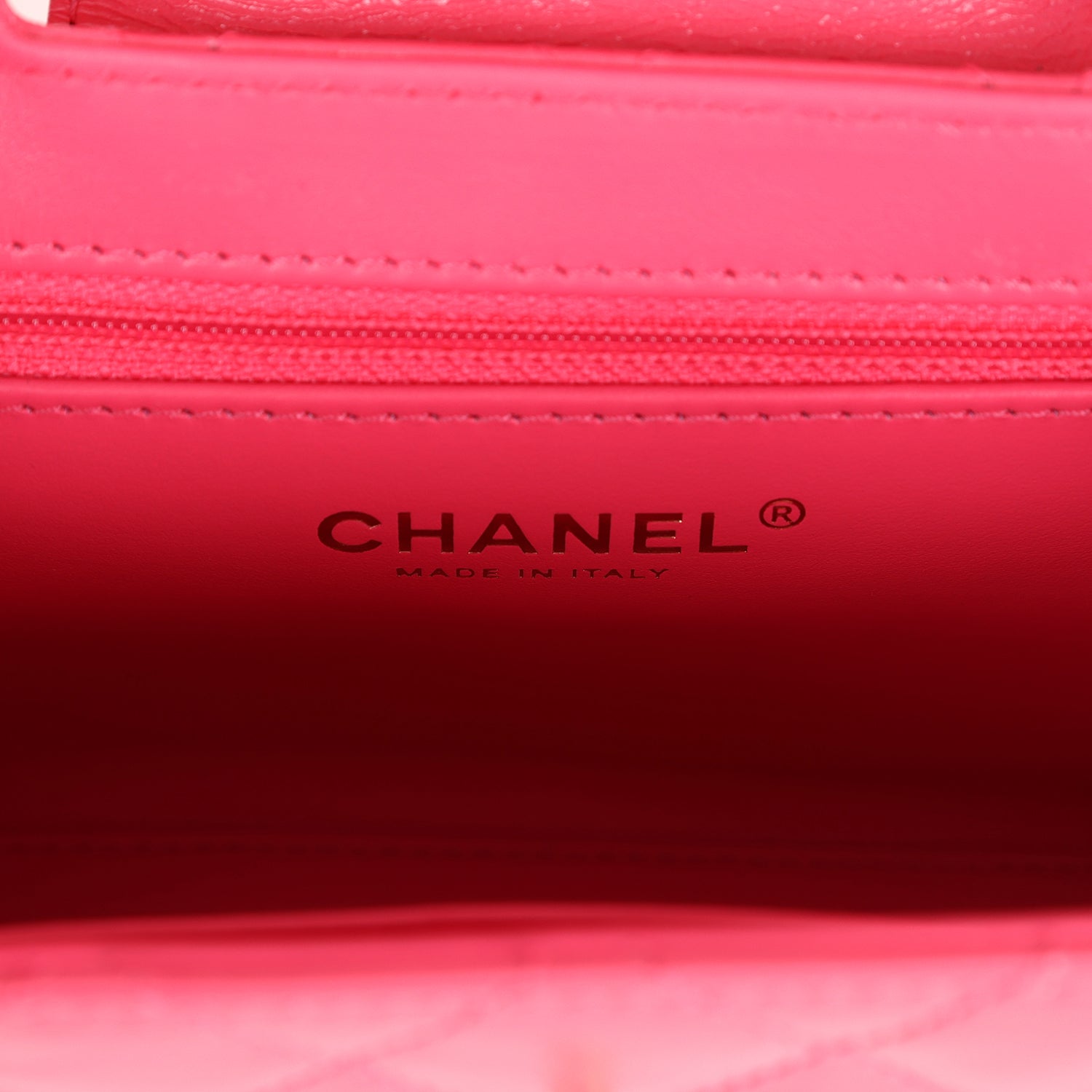 chanel-small-kelly-shopper-dark-pink-shiny-aged-calfskin-brushed-gold-metal-2