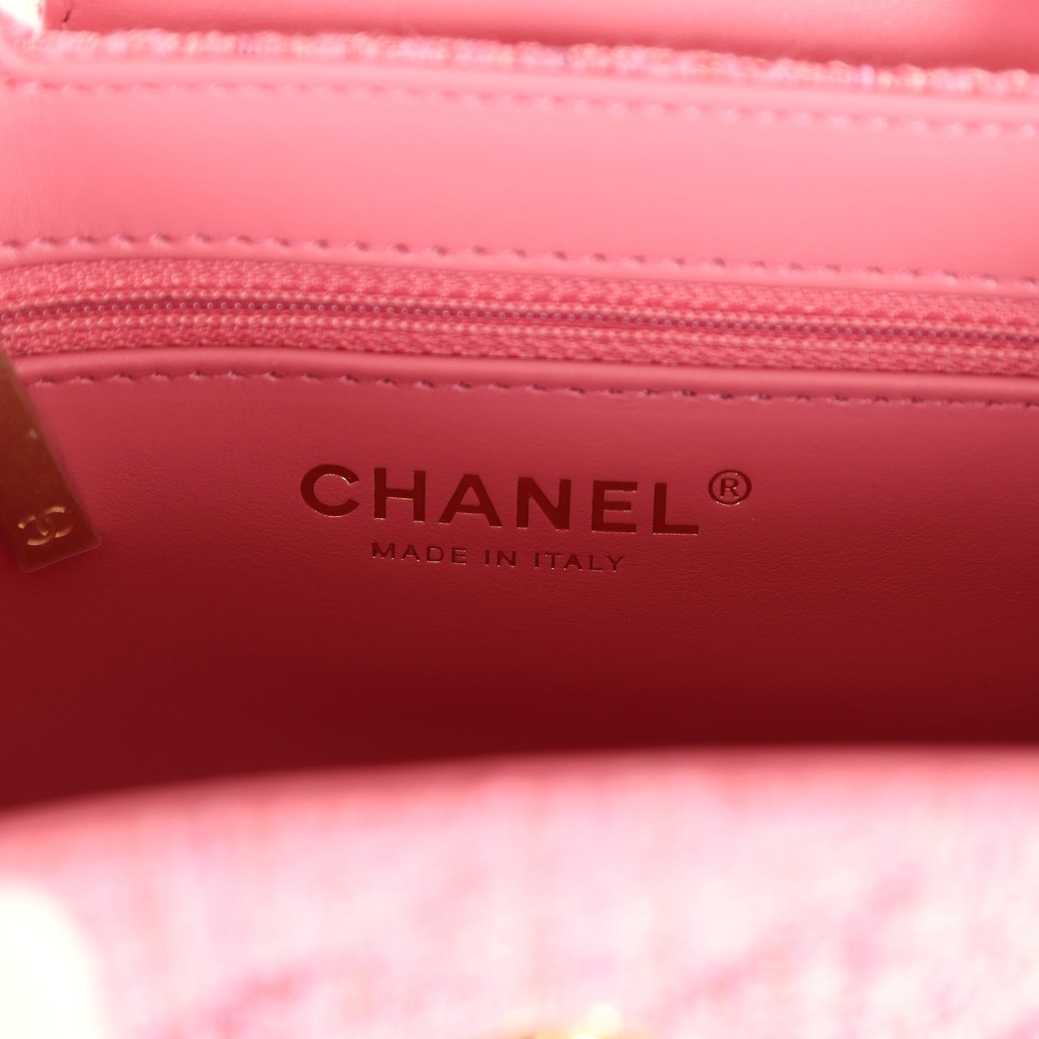 chanel-small-kelly-shopper-pink-tweed-brushed-gold-metal-4