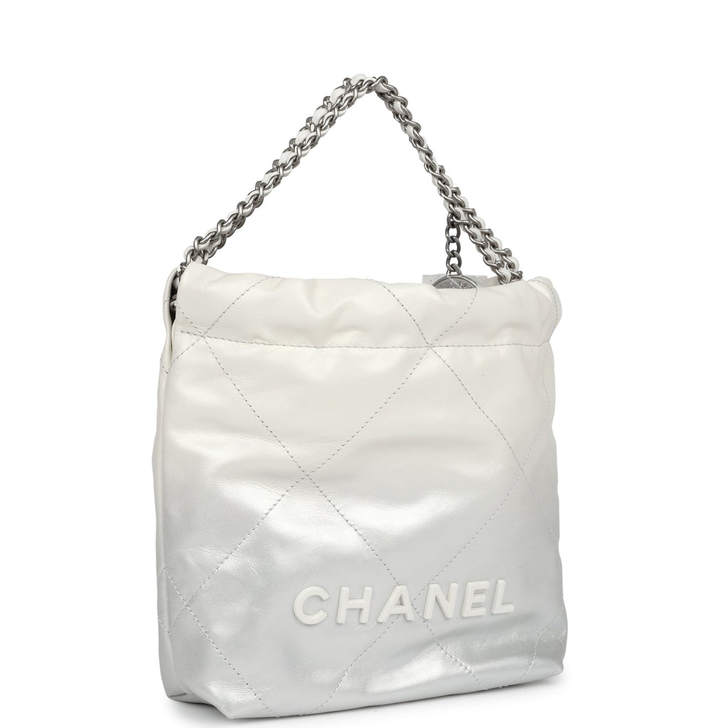 chanel-mini-22-bag-white-and-silver-ombre-metallic-calfskin-silver-metal