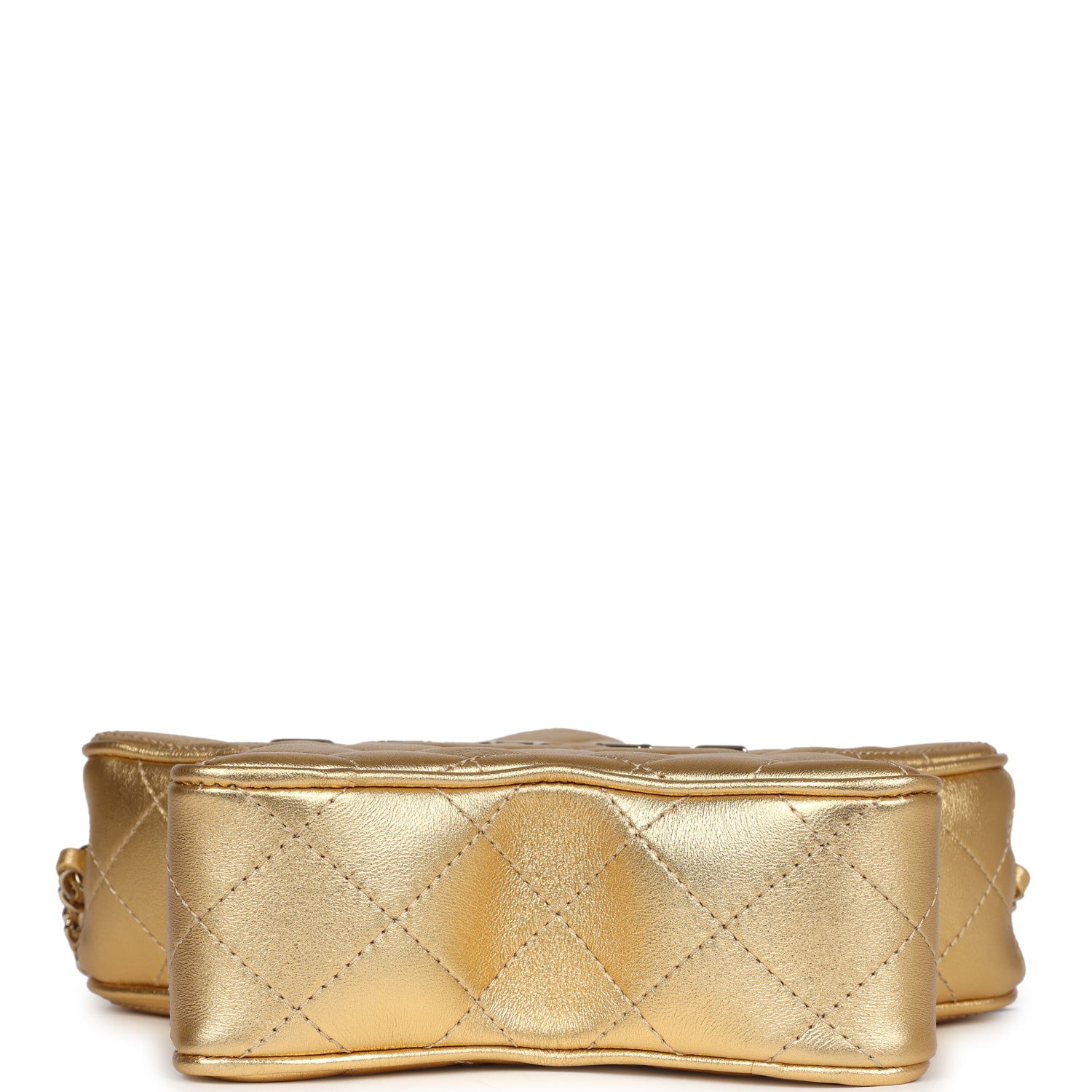 chanel-star-bag-metallic-gold-lambskin-gold-metal-1