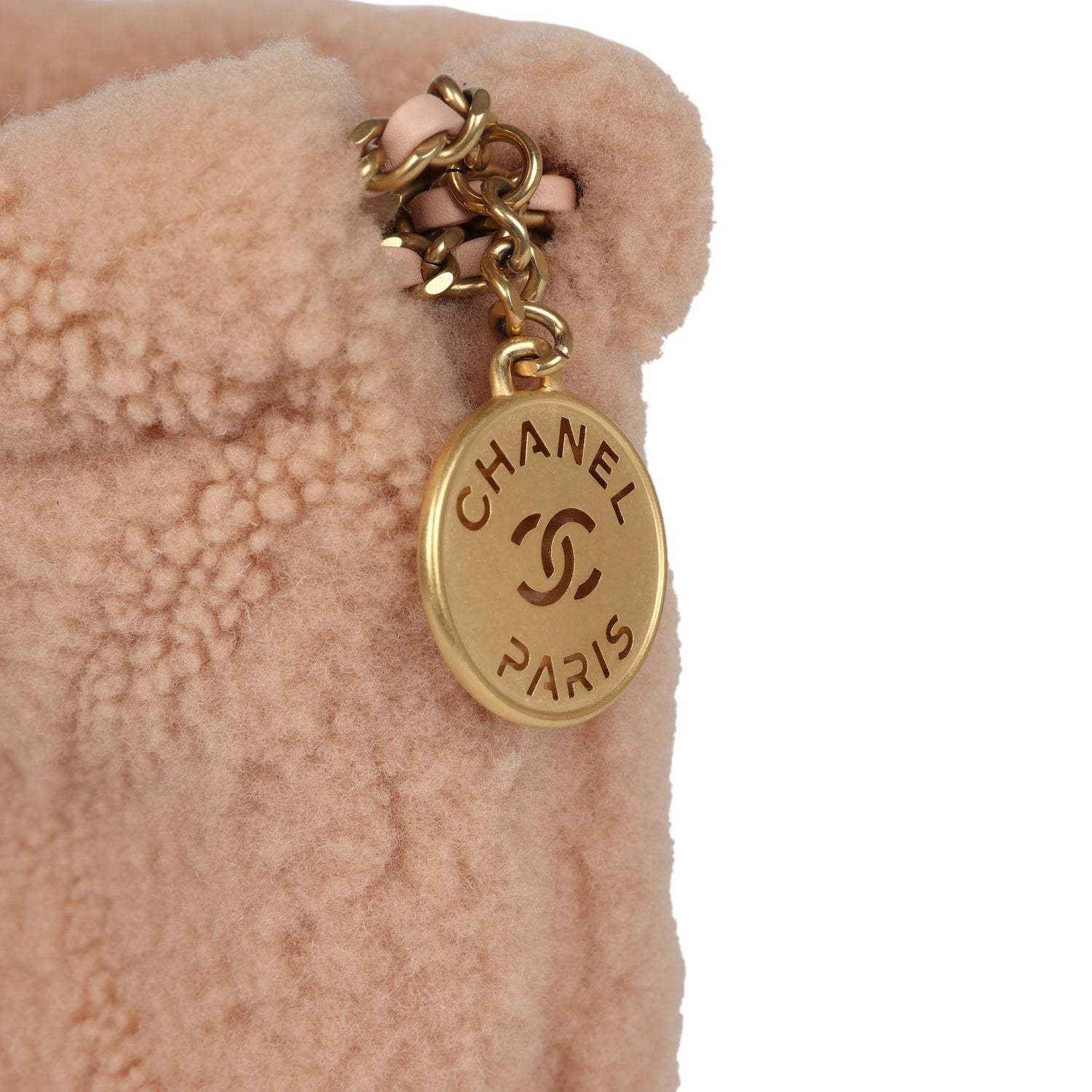 chanel-mini-22-bag-light-pink-shearling-gold-metal