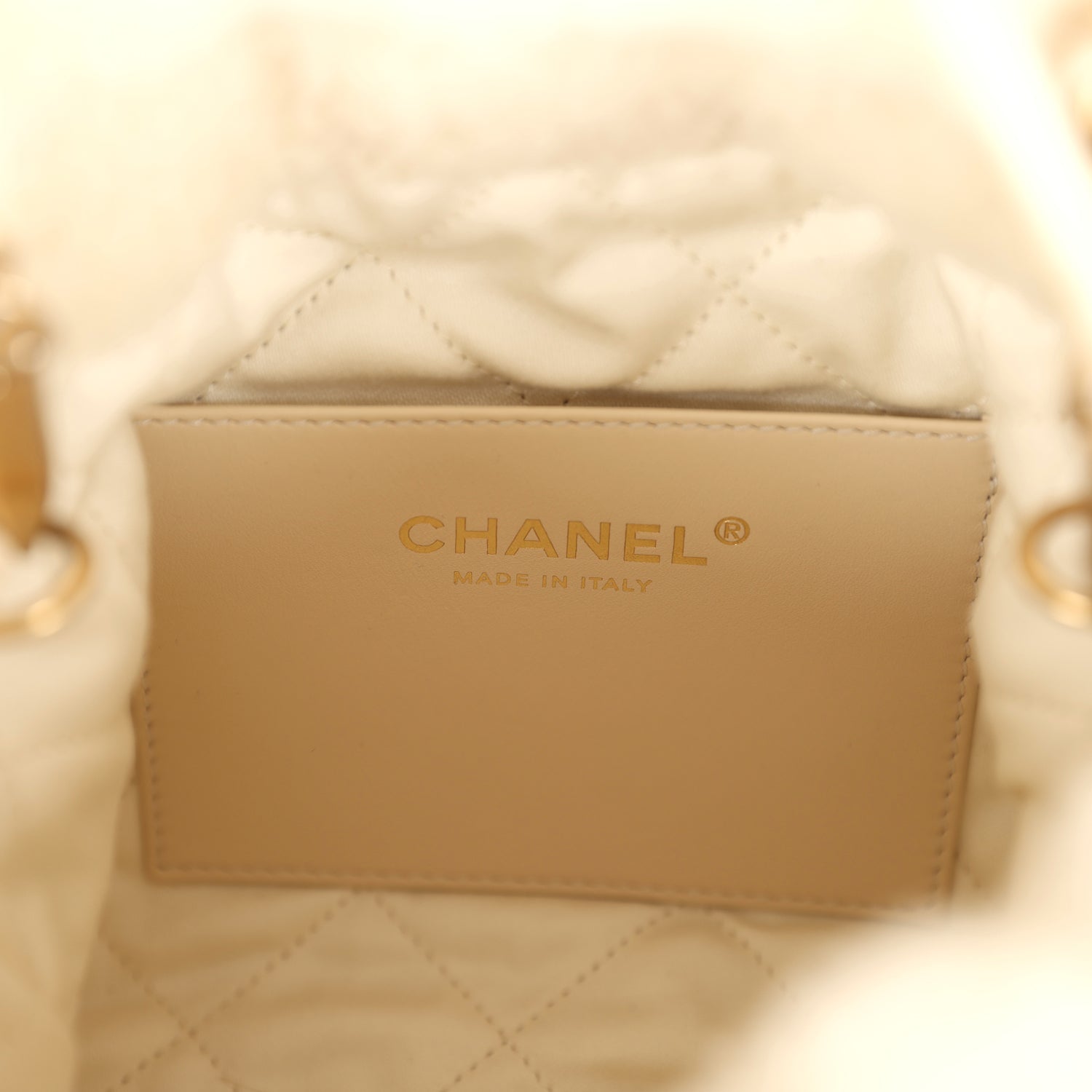 chanel-mini-22-bag-ecru-shearling-gold-metal