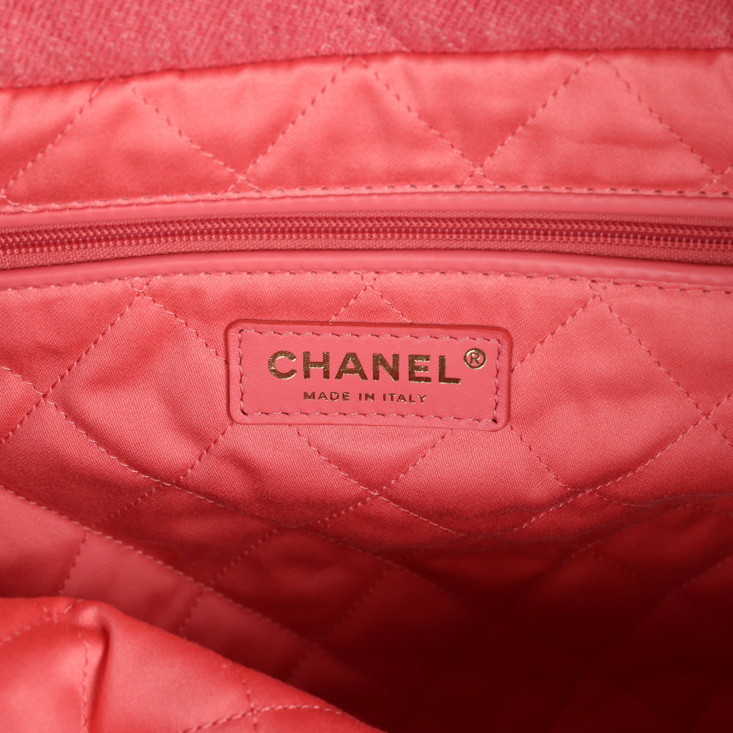 chanel-small-22-bag-light-red-washed-denim-gold-metal