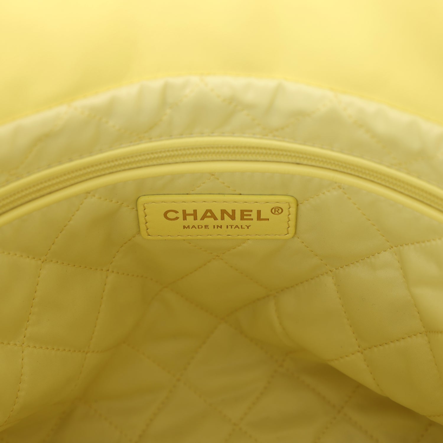 chanel-small-22-bag-yellow-shiny-calfskin-brushed-gold-metal