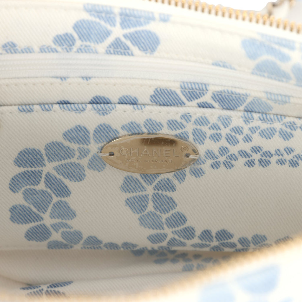 chanel-large-coco-beach-hobo-bag-in-white-and-blue-denim-light-gold-metal