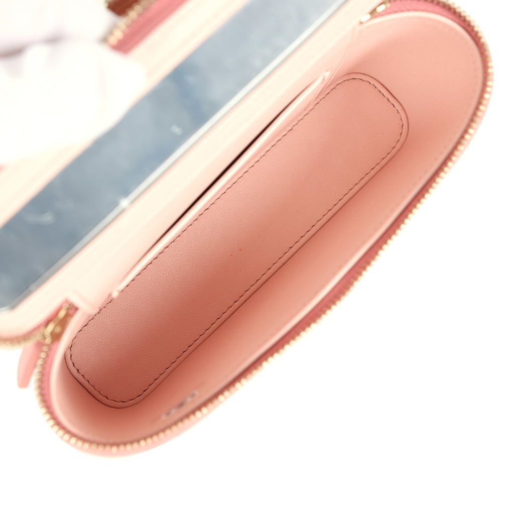 chanel-flower-top-handle-long-vanity-case-with-chain-pink-lambskin-light-gold-metal