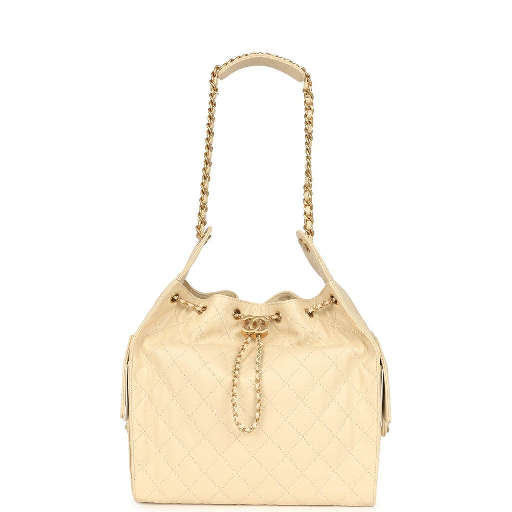 chanel-medium-25-hobo-bag-light-beige-caviar-antique-gold-metal