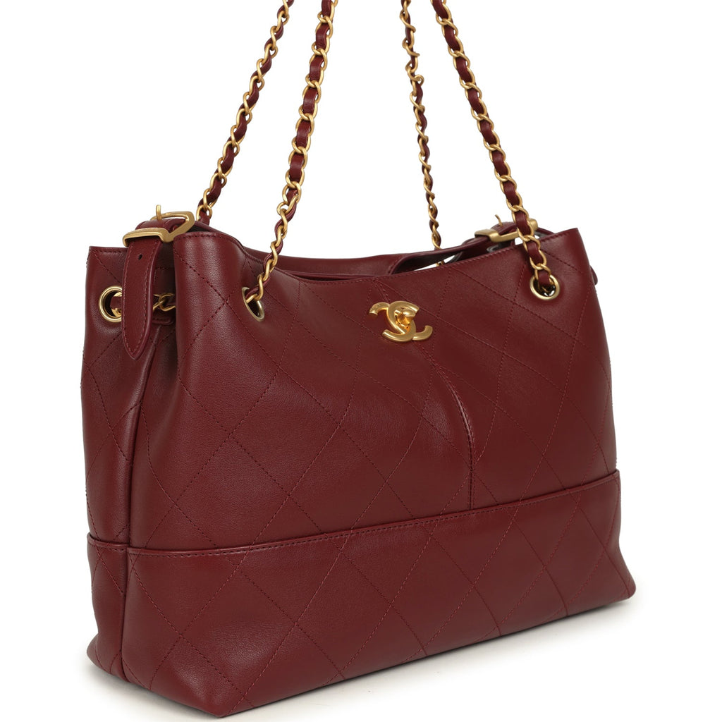 chanel-small-coco-hobo-bag-burgundy-calfskin-antique-gold-metal