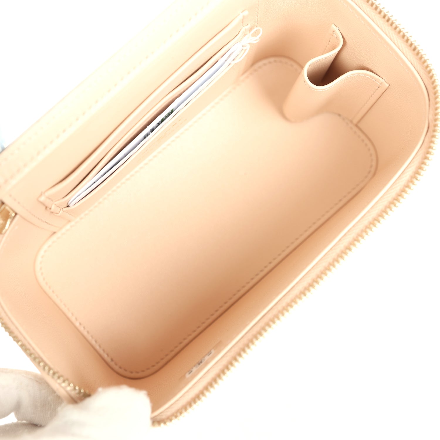 chanel-small-top-handle-vanity-case-light-beige-lambskin-light-gold-metal-1
