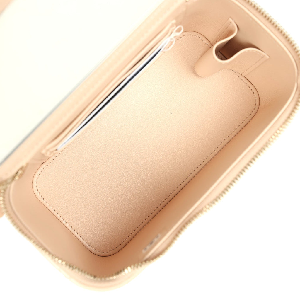chanel-small-top-handle-vanity-case-light-beige-lambskin-light-gold-metal-1