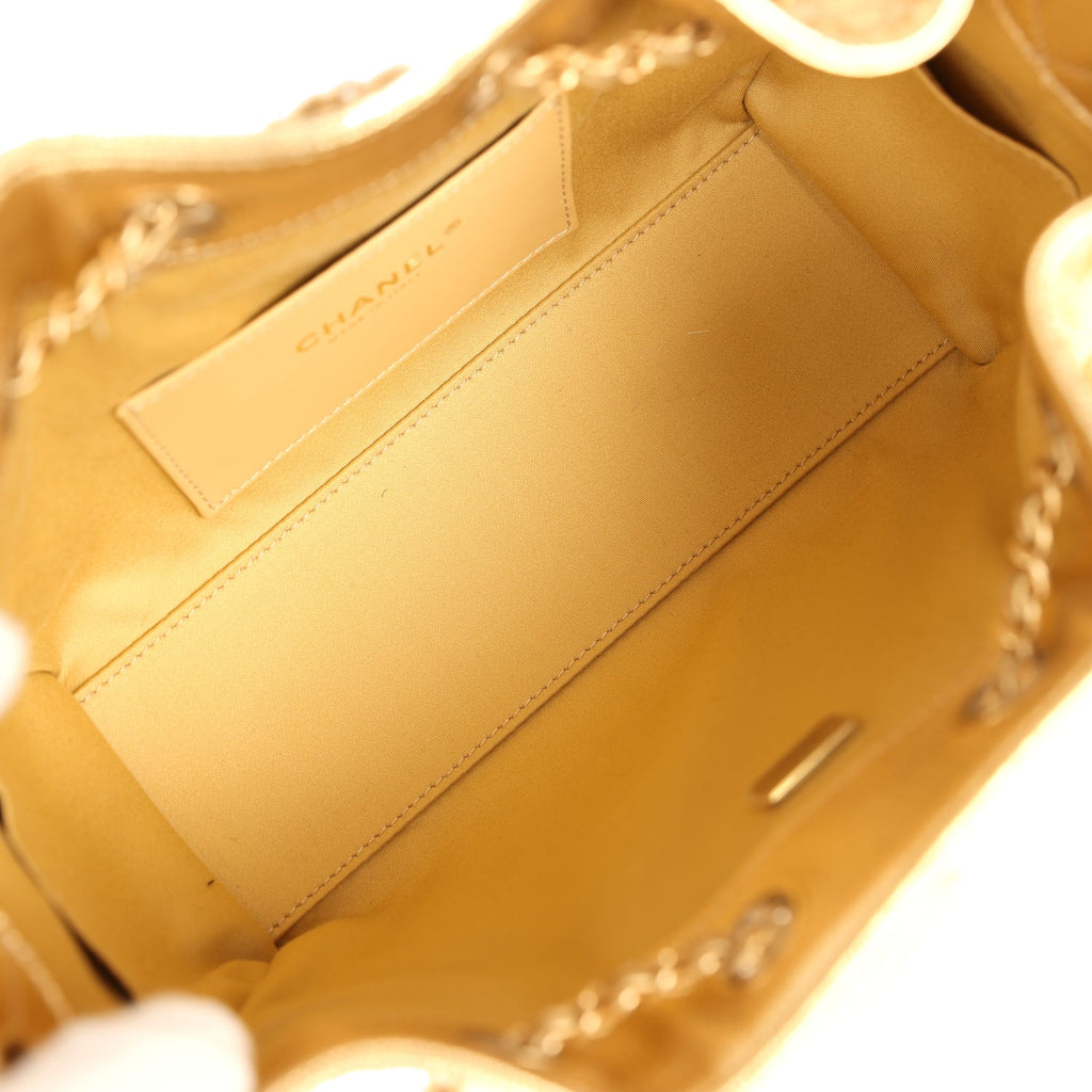 chanel-mini-25-hobo-bag-metallic-gold-caviar-caviar-antique-gold-metal-3