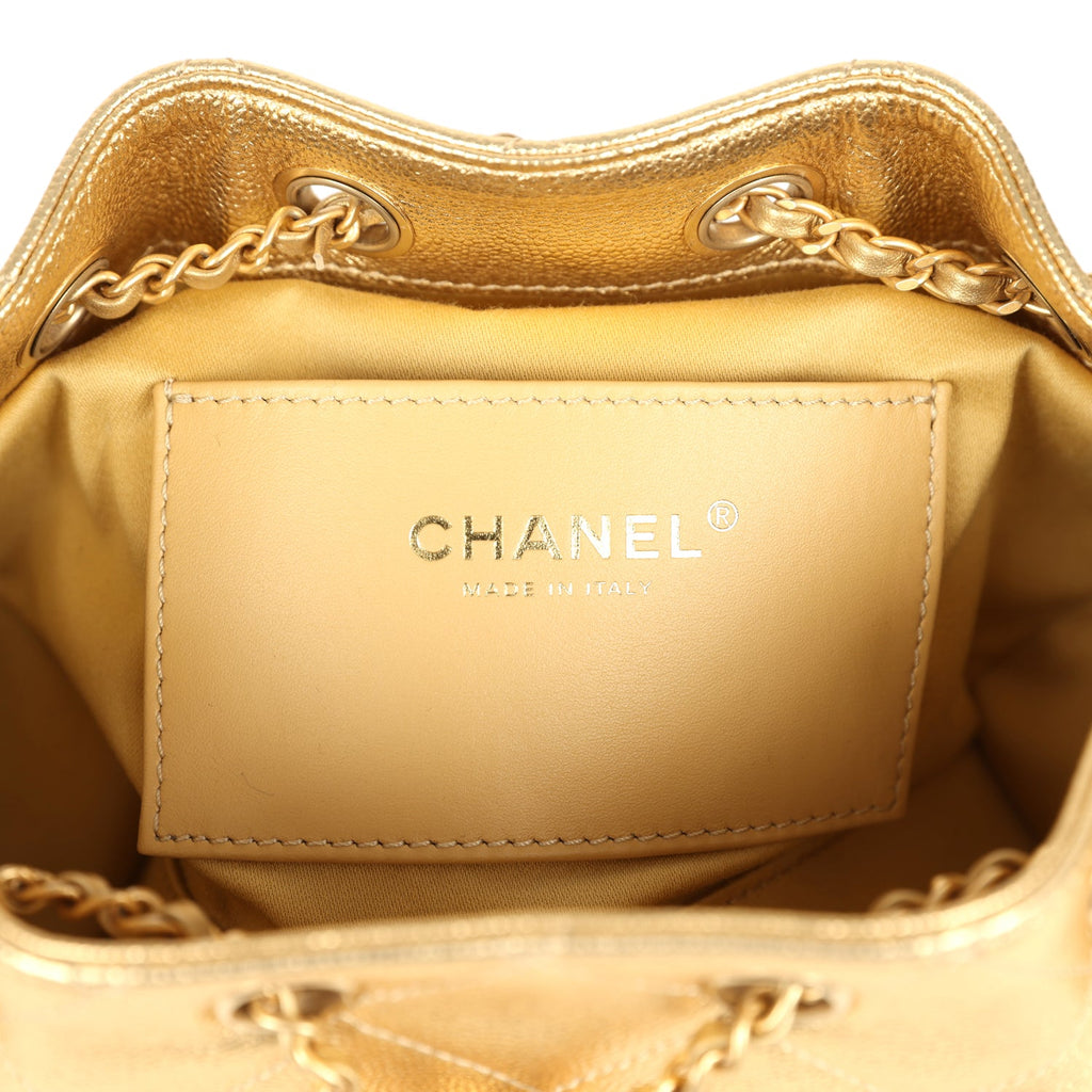 chanel-mini-25-hobo-bag-metallic-gold-caviar-caviar-antique-gold-metal-3