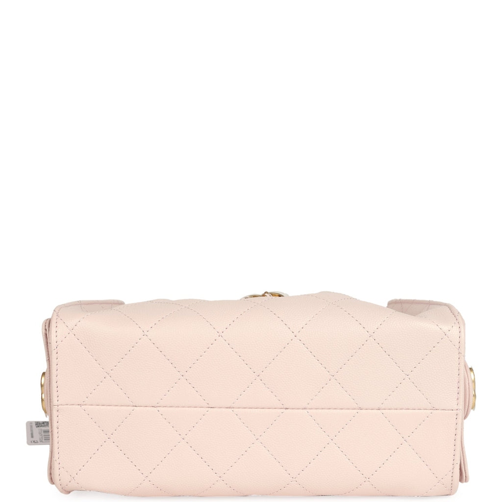 chanel-mini-25-hobo-bag-light-pink-caviar-antique-gold-metal-2