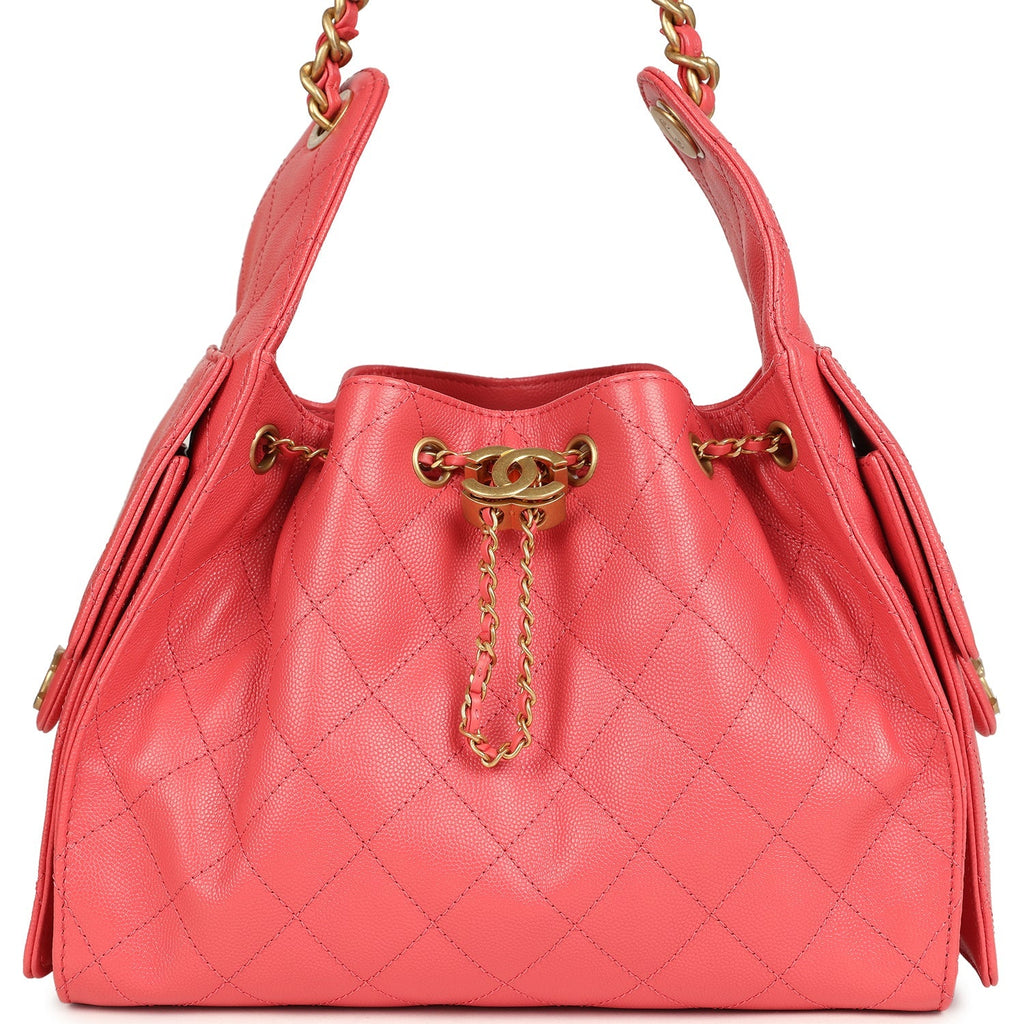 chanel-small-25-hobo-bag-coral-pink-caviar-antique-gold-metal-2