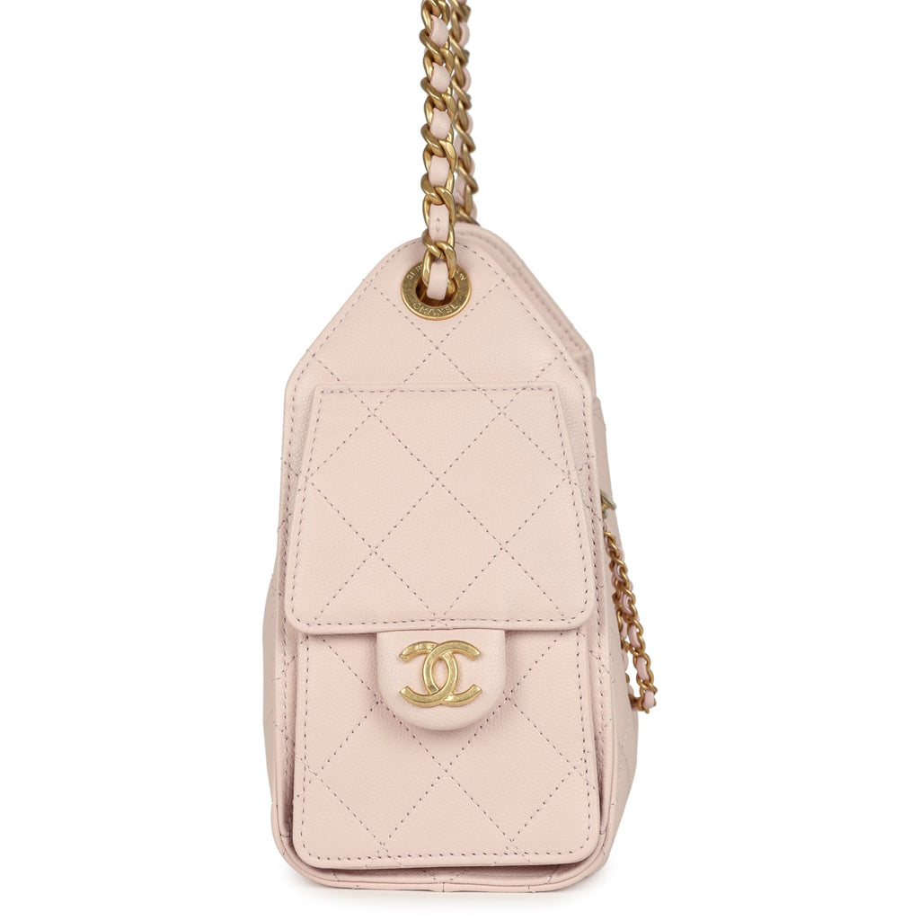 chanel-mini-25-hobo-bag-light-pink-caviar-antique-gold-metal-3