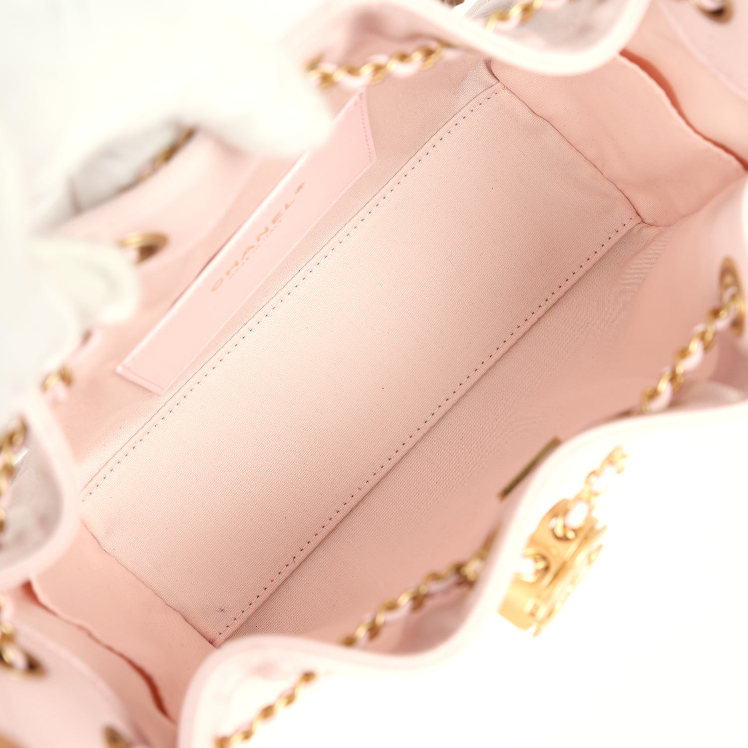 chanel-mini-25-hobo-bag-light-pink-caviar-antique-gold-metal-3