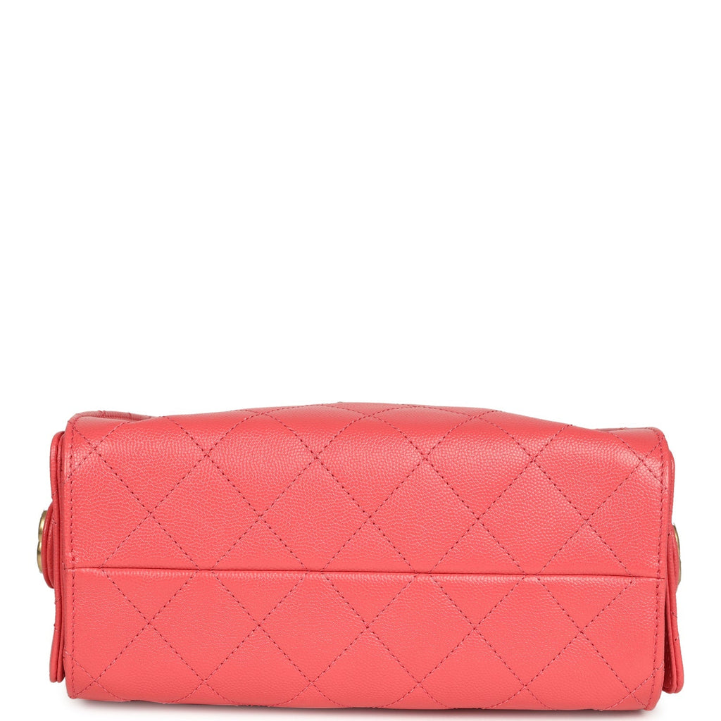 chanel-mini-25-hobo-bag-coral-pink-caviar-antique-gold-metal