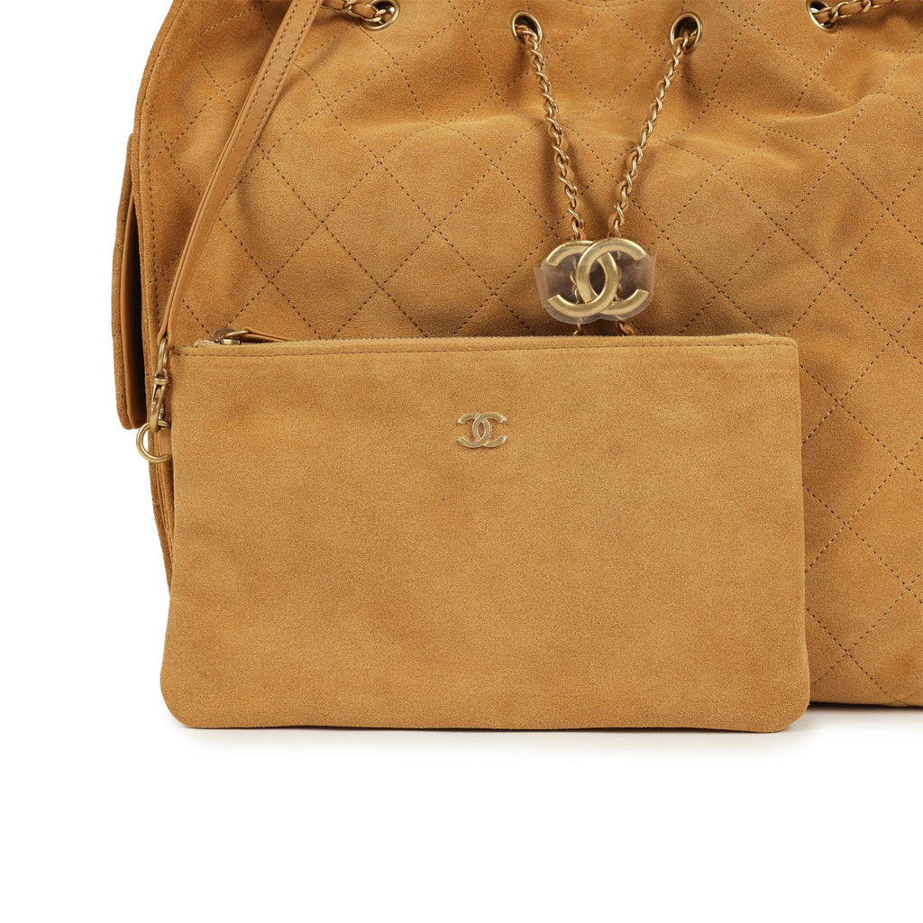 chanel-medium-25-hobo-bag-beige-suede-antique-gold-metal