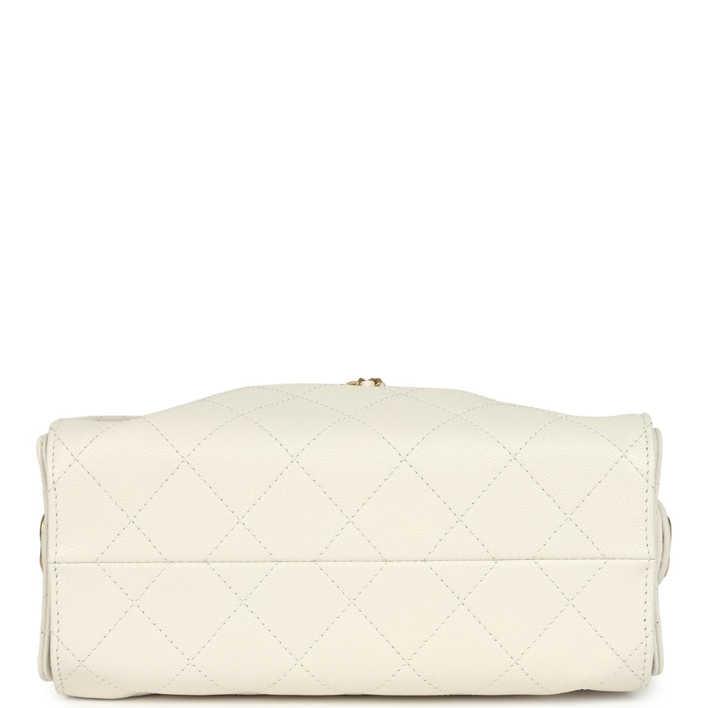 chanel-mini-25-hobo-bag-white-caviar-antique-gold-metal-3