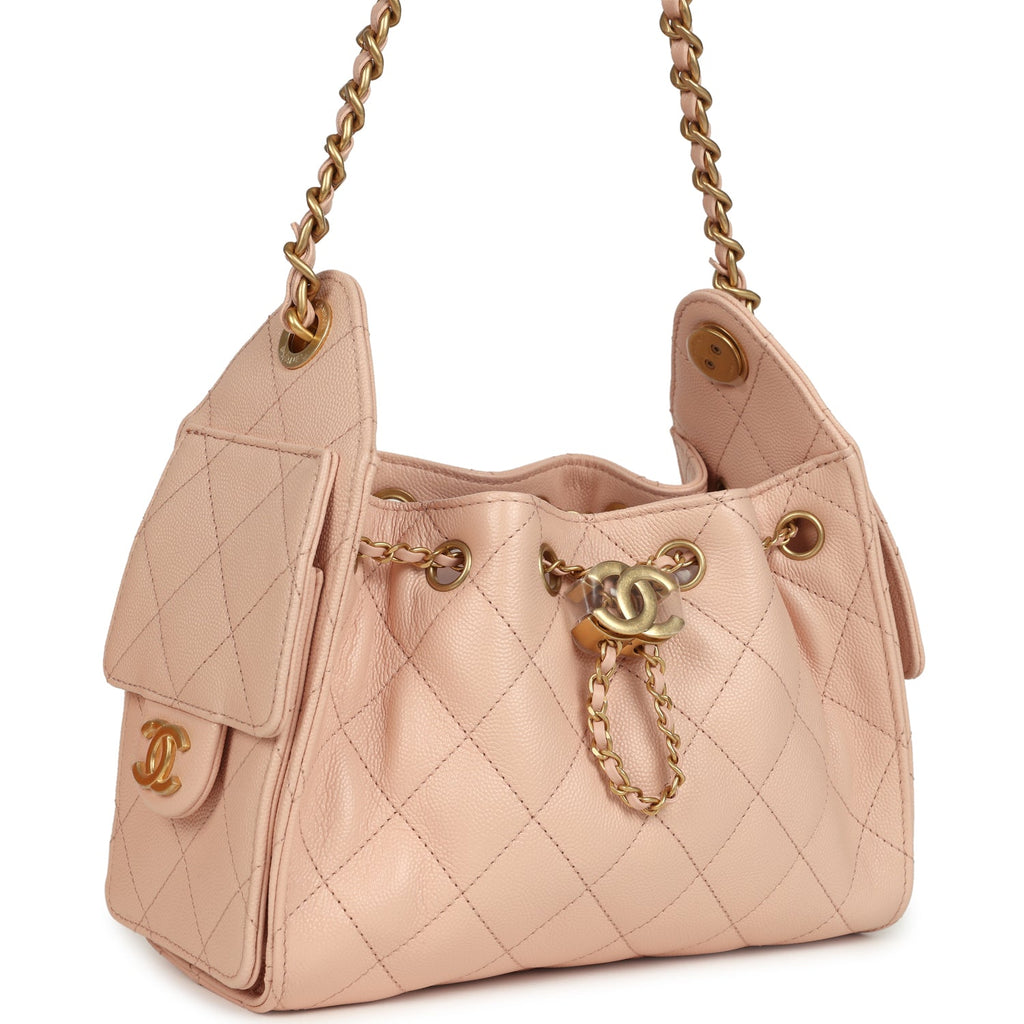 chanel-mini-25-hobo-bag-light-pink-caviar-antique-gold-metal-4