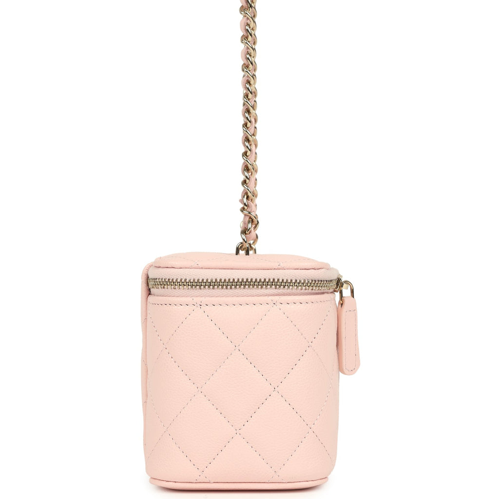 chanel-small-classic-vanity-case-light-pink-shiny-caviar-light-gold-metal