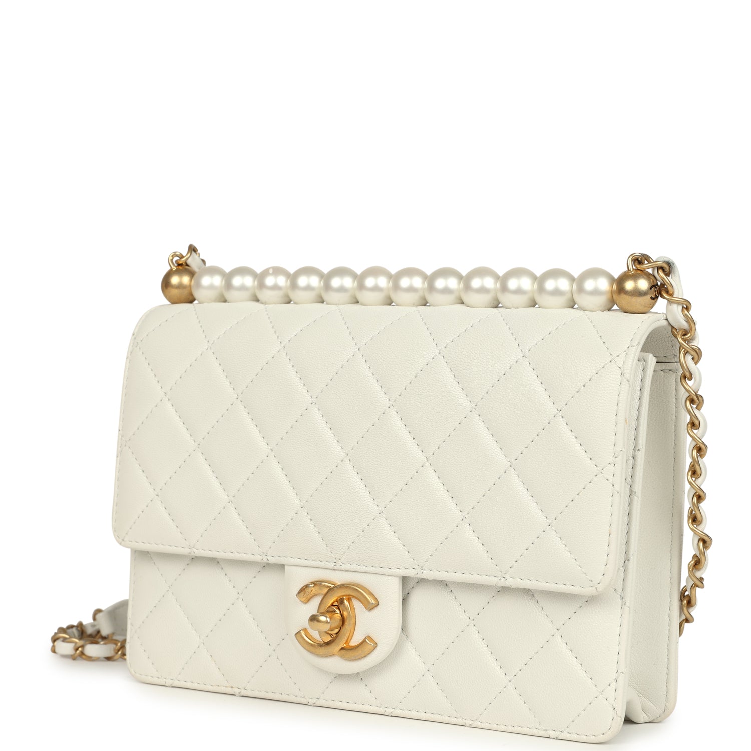 preowned-chanel-small-chic-pearls-flap-bag-white-calfskin-antique-gold-metal