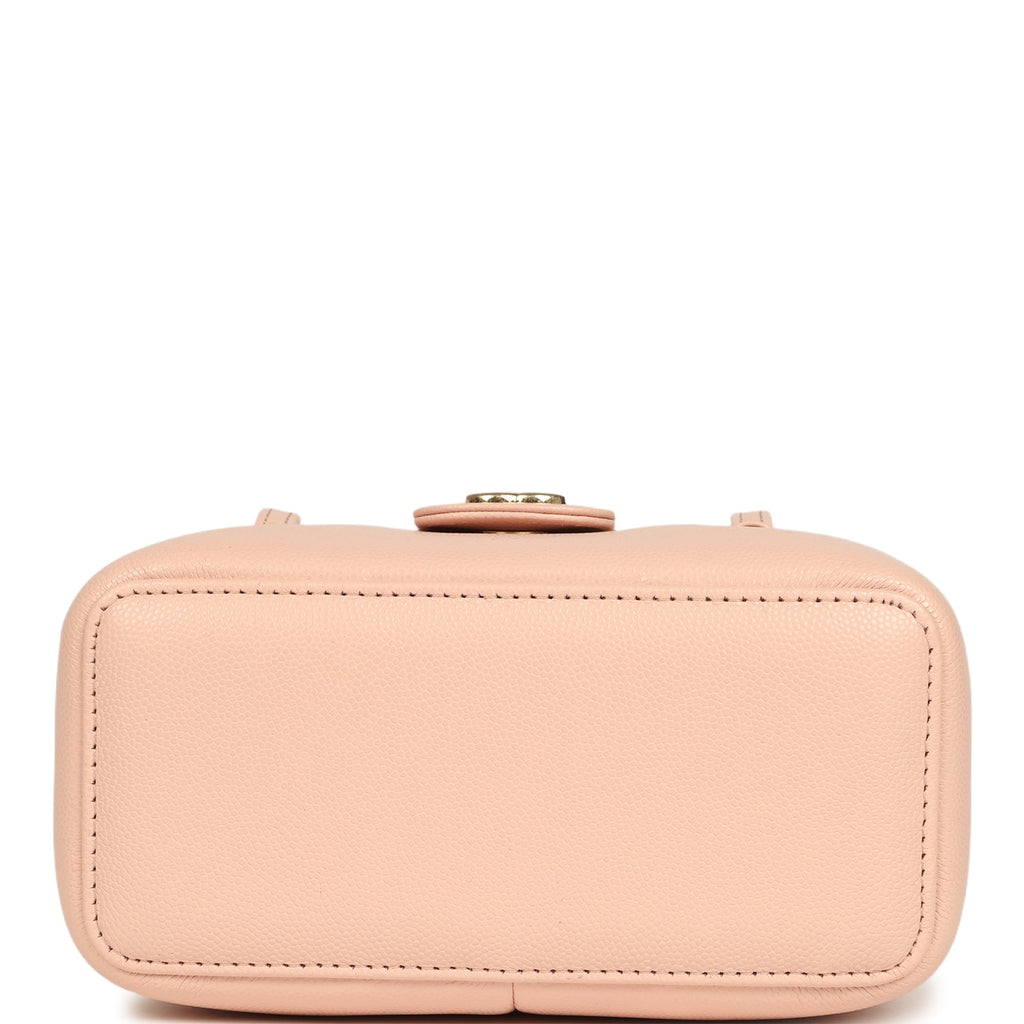 chanel-preppy-coco-long-vanity-with-straps-light-pink-shiny-caviar-brushed-gold-metal