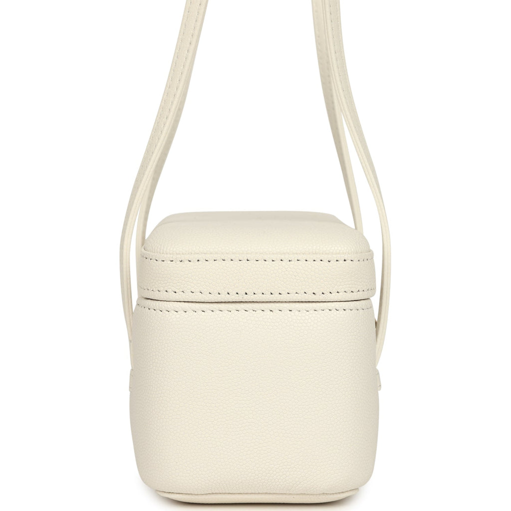 chanel-preppy-coco-long-vanity-with-straps-white-shiny-caviar-brushed-gold-metal