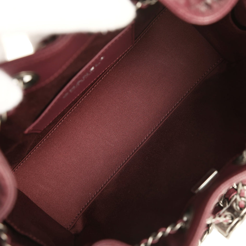 chanel-mini-25-hobo-bag-burgundy-caviar-aged-ruthenium-metal