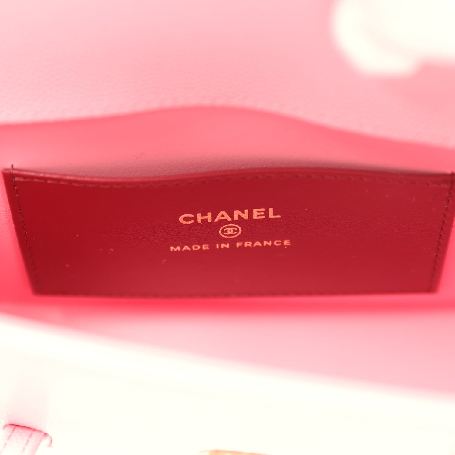 chanel-mini-preppy-coco-clutch-with-straps-pink-shiny-caviar-brushed-gold-metal-1