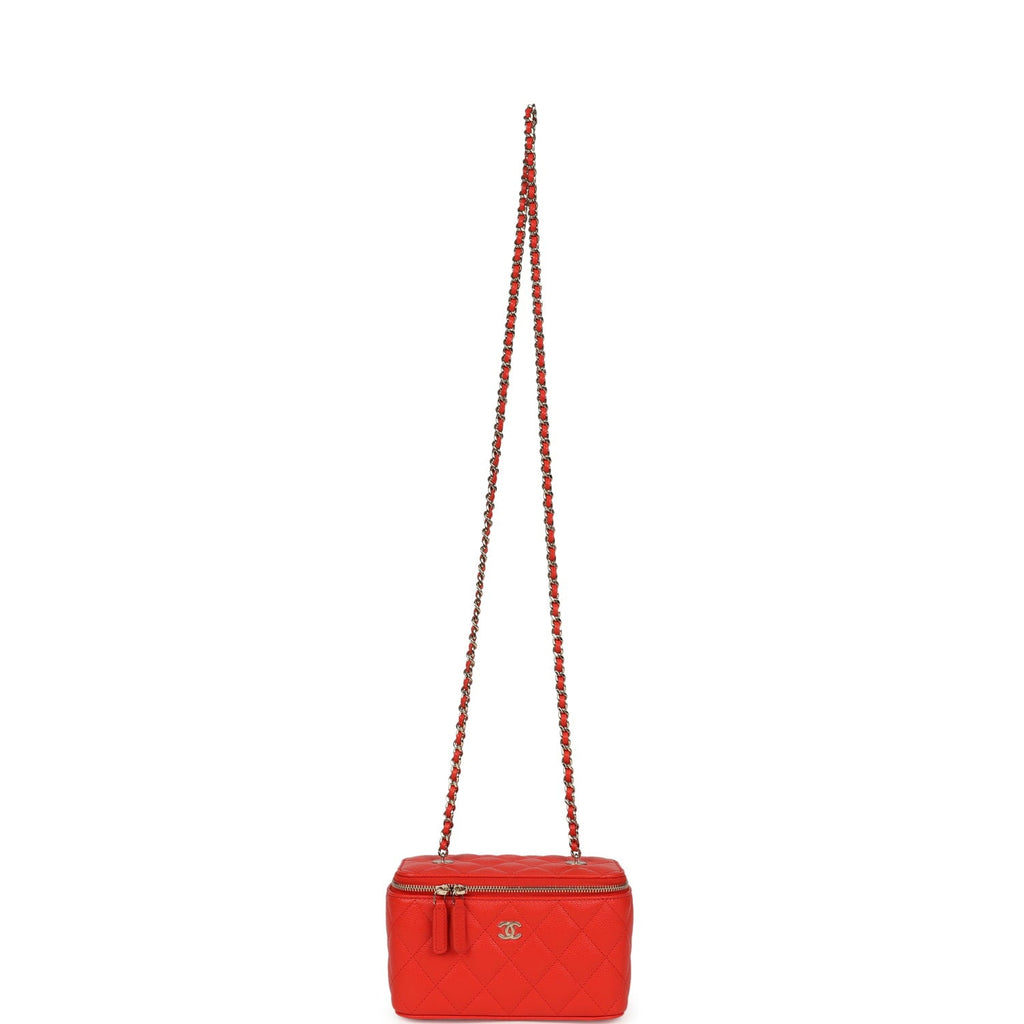 chanel-small-classic-vanity-case-red-shiny-caviar-light-gold-metal