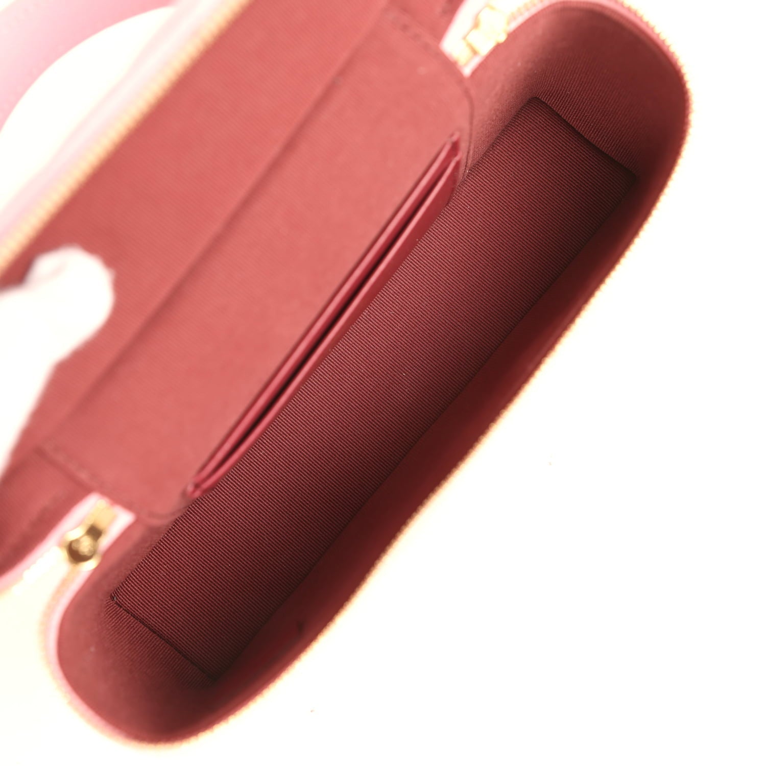 chanel-sleek-chevron-top-handle-long-vanity-case-with-chain-pink-shiny-caviar-gold-metal