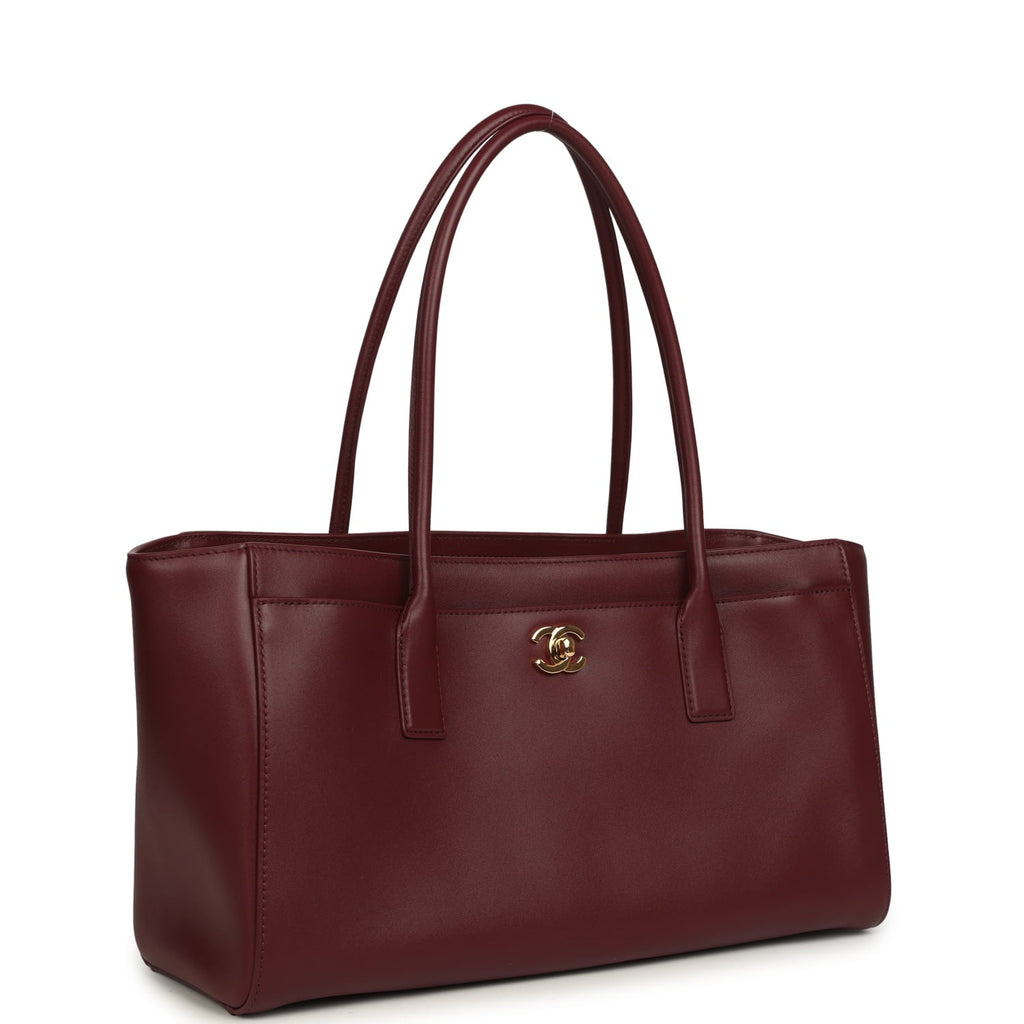 chanel-small-cerf-shopping-bag-burgundy-calfskin-gold-metal