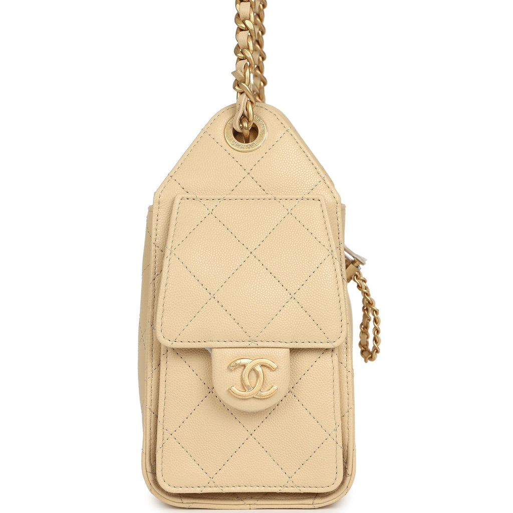 chanel-mini-25-hobo-bag-light-beige-caviar-antique-gold-metal-3